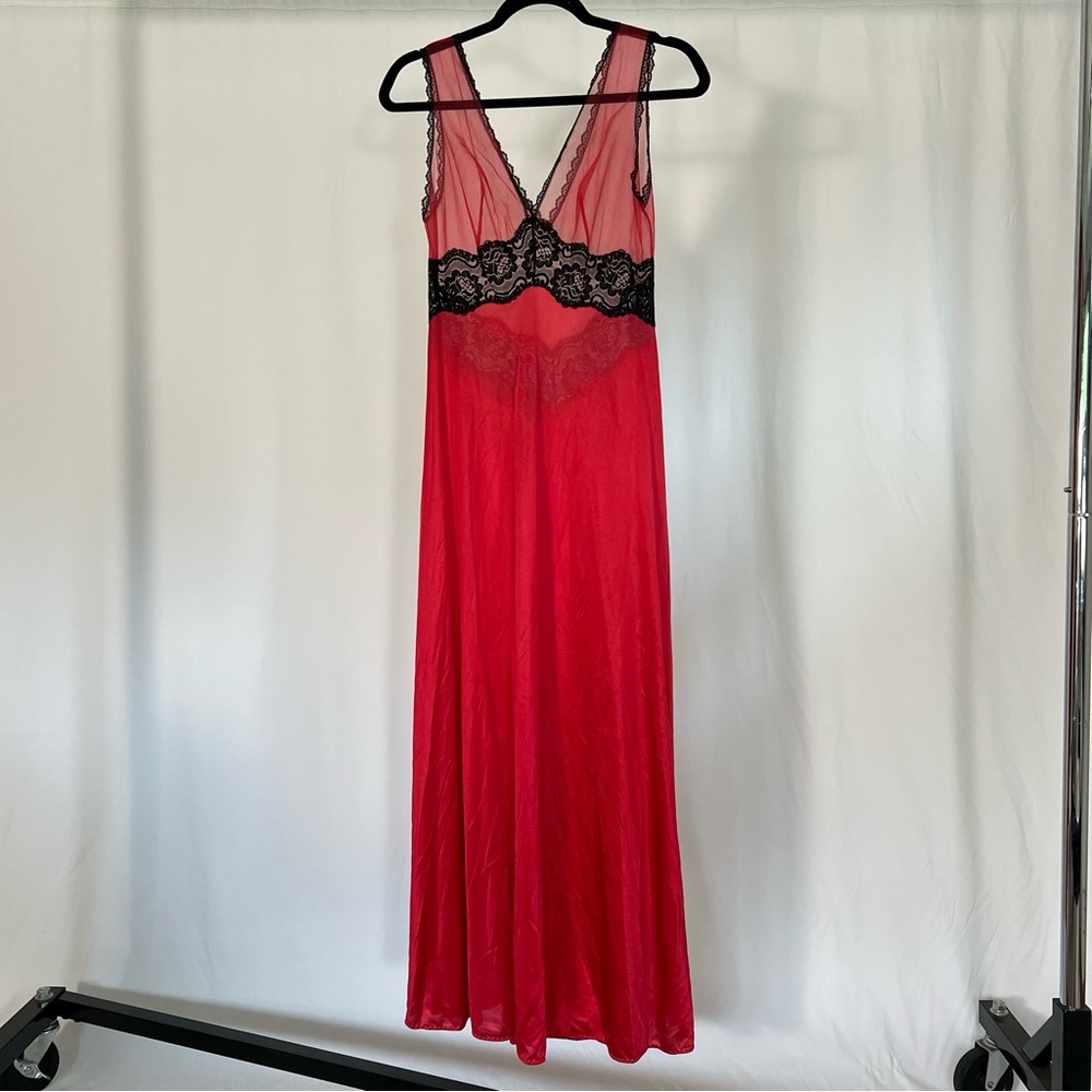 California Silhouette Vintage 80s Red Nightgown and Black Lace Trim Maxi Length